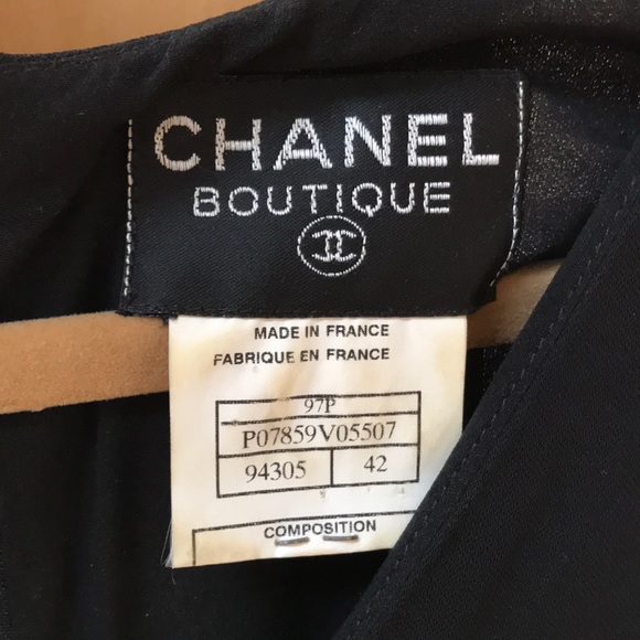 Vintage Chanel LBD - Picture 6 of 8